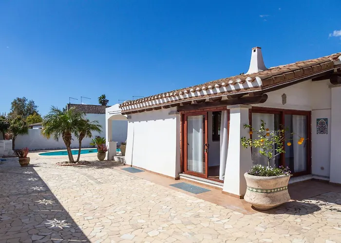 Sole Вилла Арбатакс