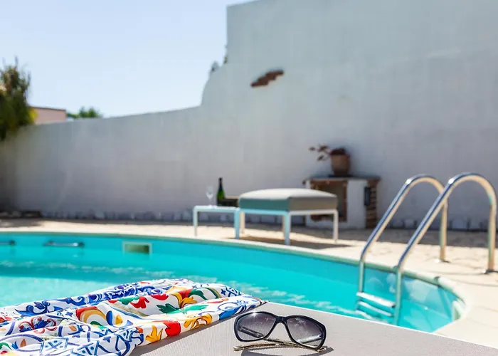 Sole Вилла Арбатакс